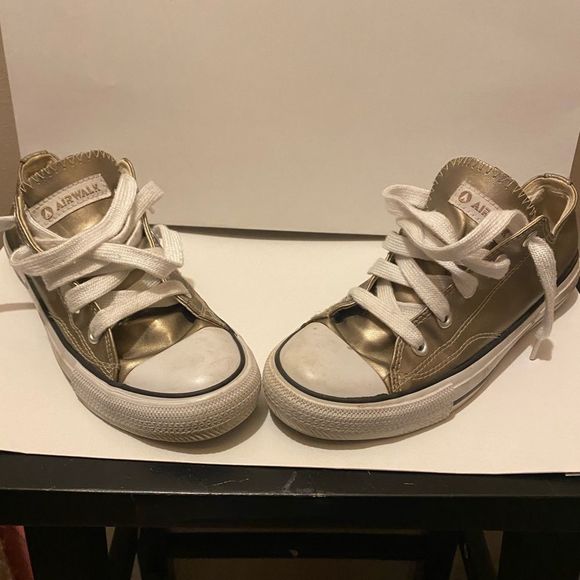 Air walks - Picture 4 of 9